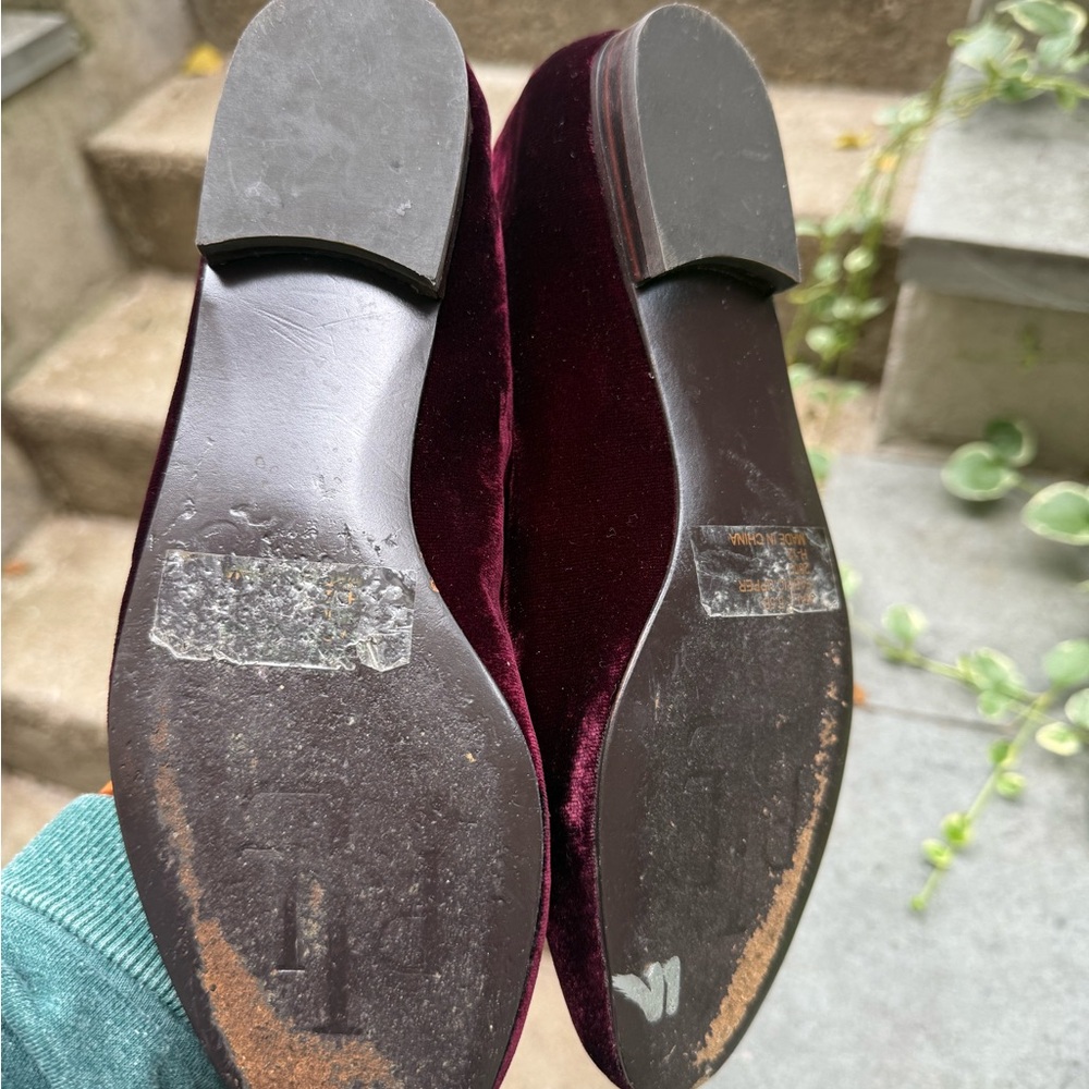 Stunning burgundy Ralph Lauren Velvet Crest Loafers - Picture 4 of 5